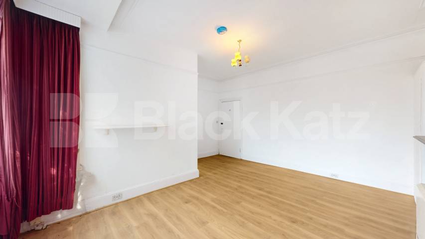 Modern Studio Aylestone Avenue, Brondesbury 